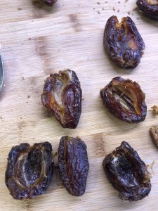 dates without pit